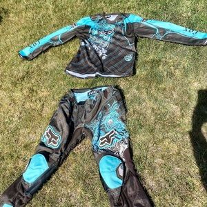 Women’s Fox 180 Moto Outfit